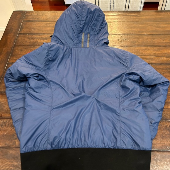 Lightweight Canada Goose Jacket, women’s size L. Like new! - Picture 7 of 7